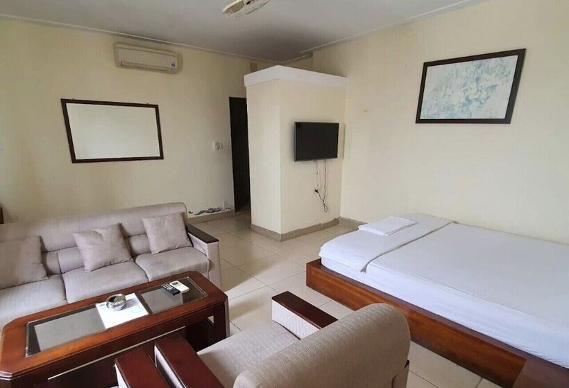 هتل The Six Hoang Long Son 3