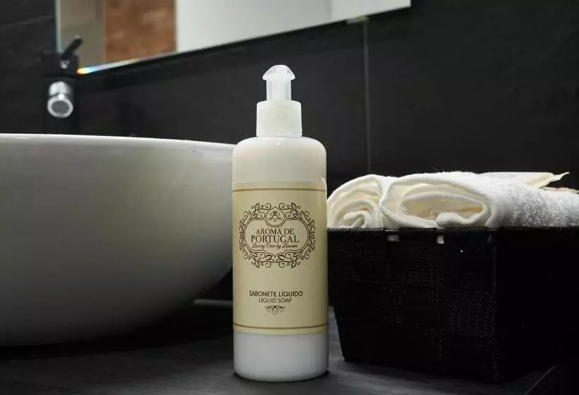 ベッドアンドブレックファースト Downtown Loule