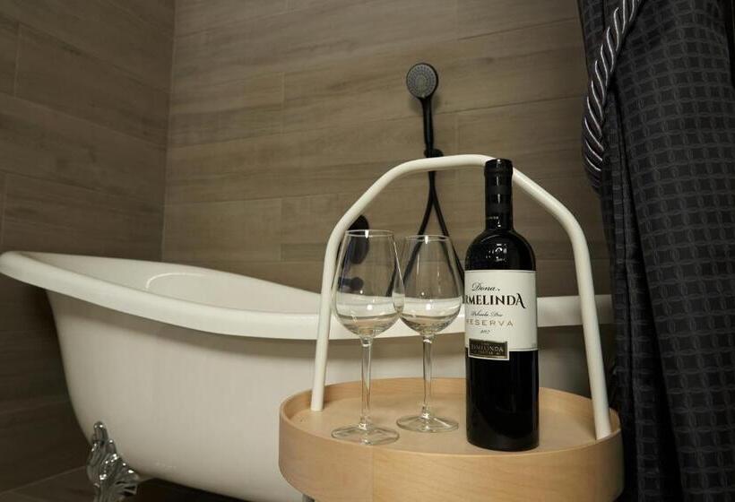 مبيت وإفطار Downtown Loule