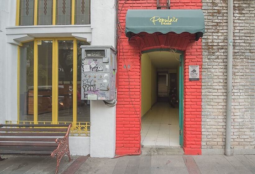 פנסיון Reddoorz Hostel Near Braga Citywalk