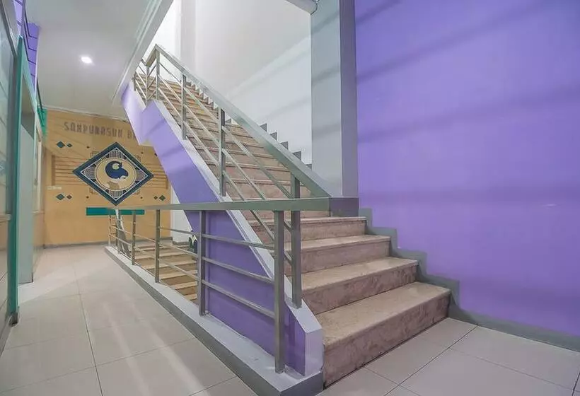 ペンション Reddoorz Hostel Near Braga Citywalk