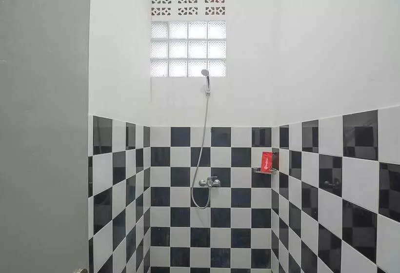 ペンション Reddoorz Hostel Near Braga Citywalk