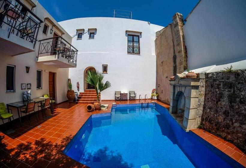 ホテル Calergi Residence Monthly Offers