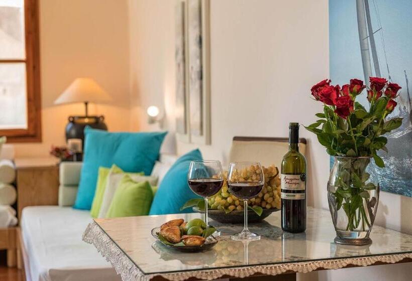 ホテル Calergi Residence Monthly Offers