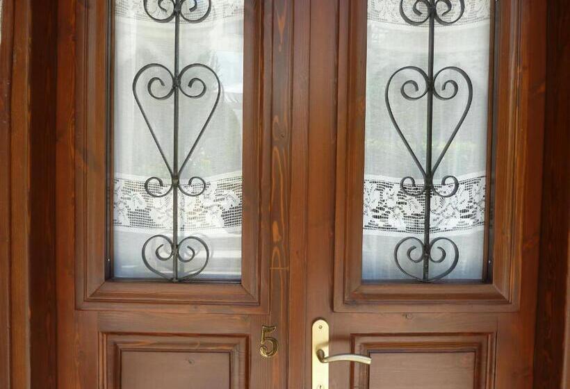 ホテル Calergi Residence Monthly Offers