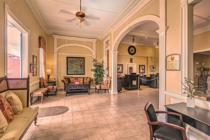 هتل Castle Villas At Bluebeard S