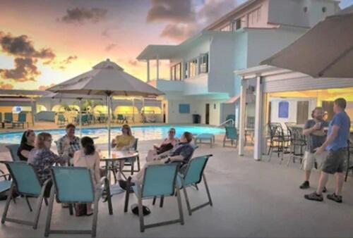 هتل Castle Villas At Bluebeard S