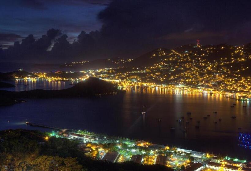 هتل Castle Villas At Bluebeard S