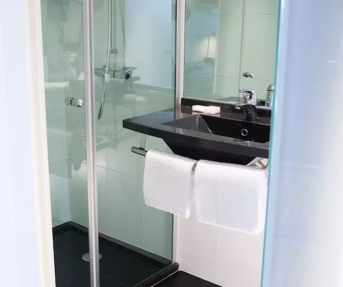 هتل Escale Oceania Rennes Cap Malo