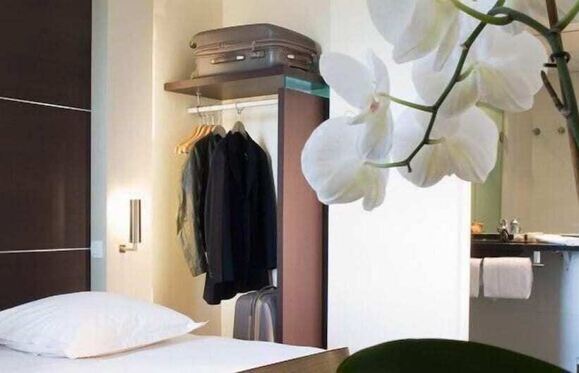 هتل Escale Oceania Rennes Cap Malo