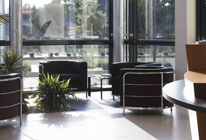 هتل Escale Oceania Rennes Cap Malo