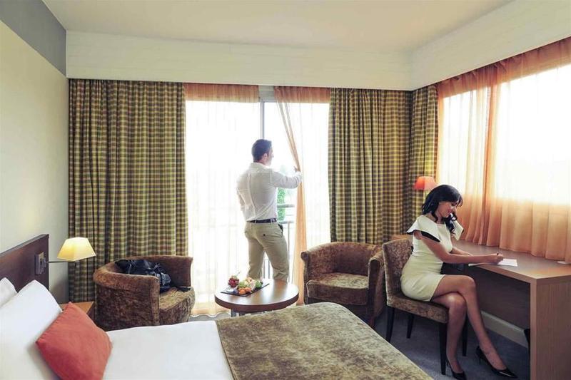 فندق Mercure Toulouse Aéroport Golf De Seilh