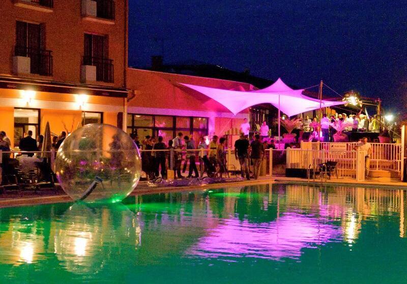 فندق Mercure Toulouse Aéroport Golf De Seilh