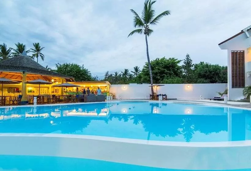 هتل Le Nautile Beachfront