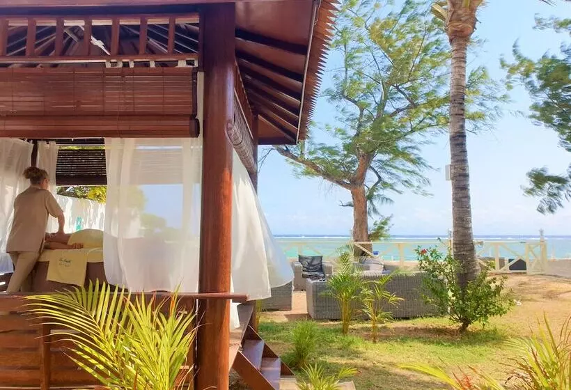 هتل Le Nautile Beachfront