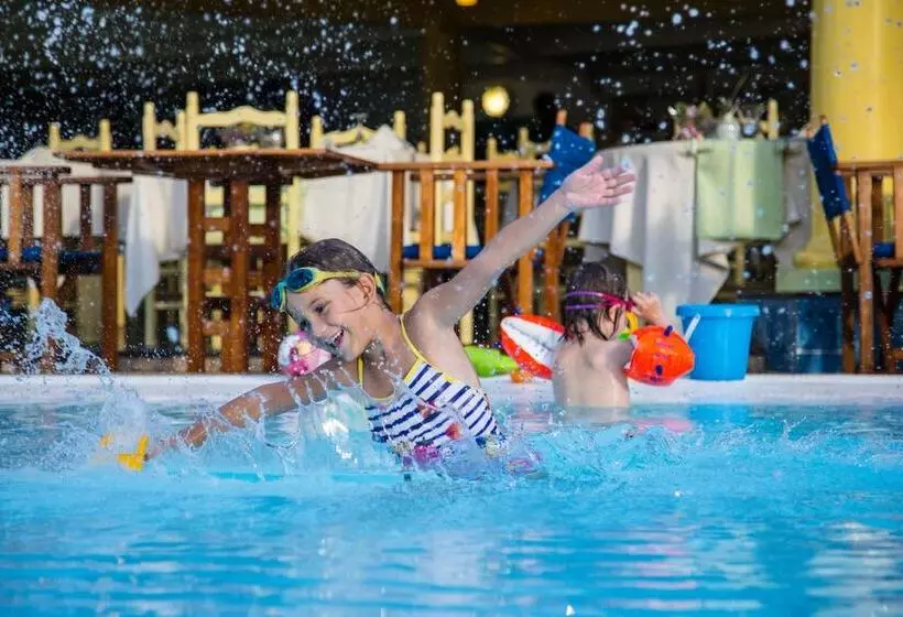 هتل Le Nautile Beachfront