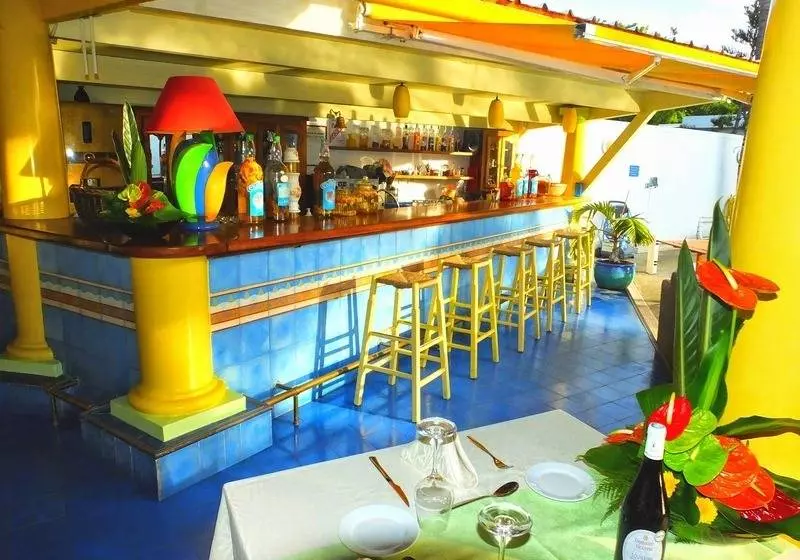 هتل Le Nautile Beachfront