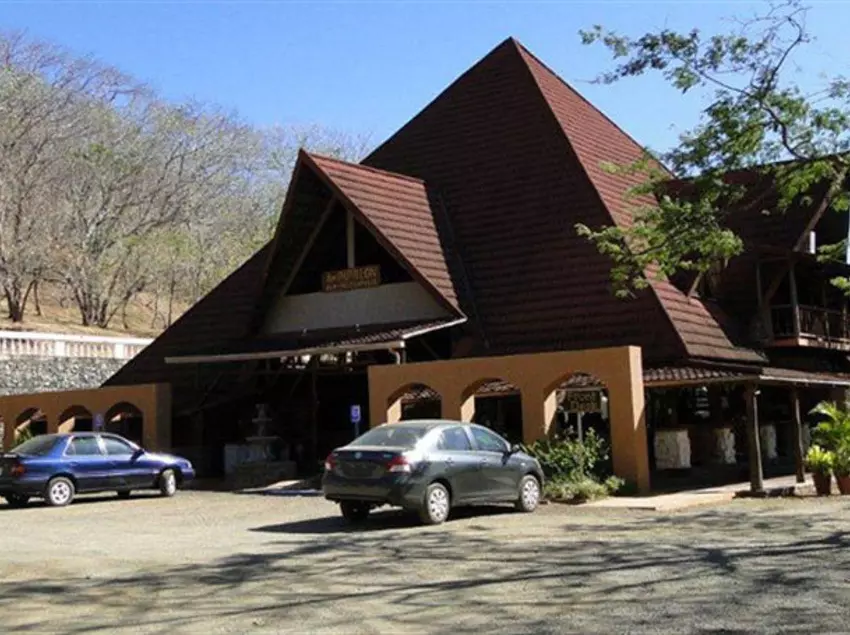 هتل Vista Bahía Beach Resort