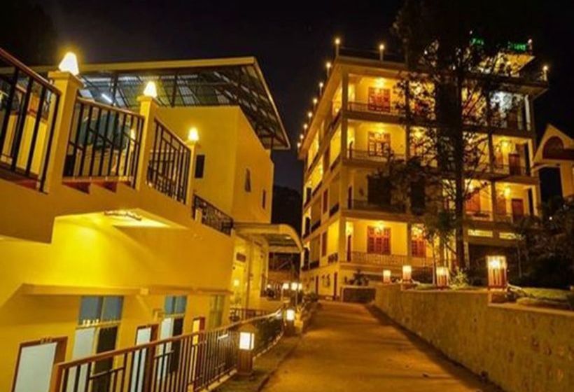 هتل Pine Hill Resort