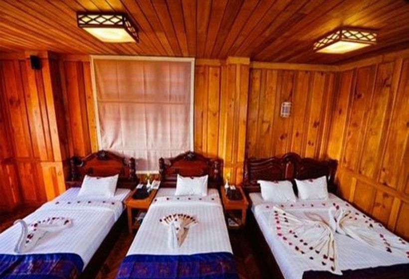 هتل Pine Hill Resort