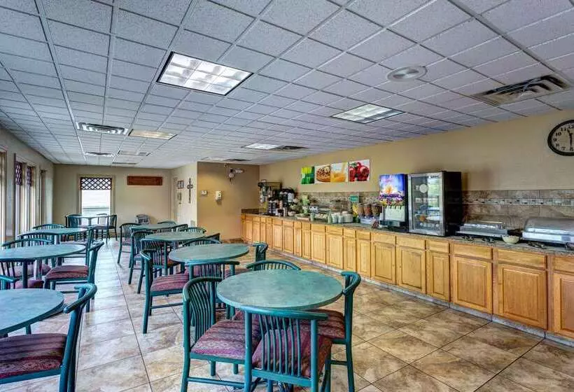 هتل Quality Inn West