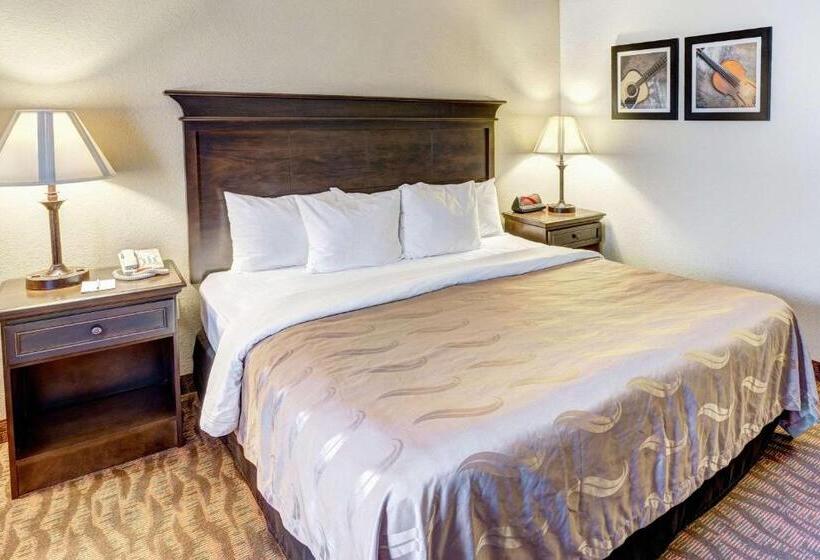 בית מלון כפרי Quality Inn West