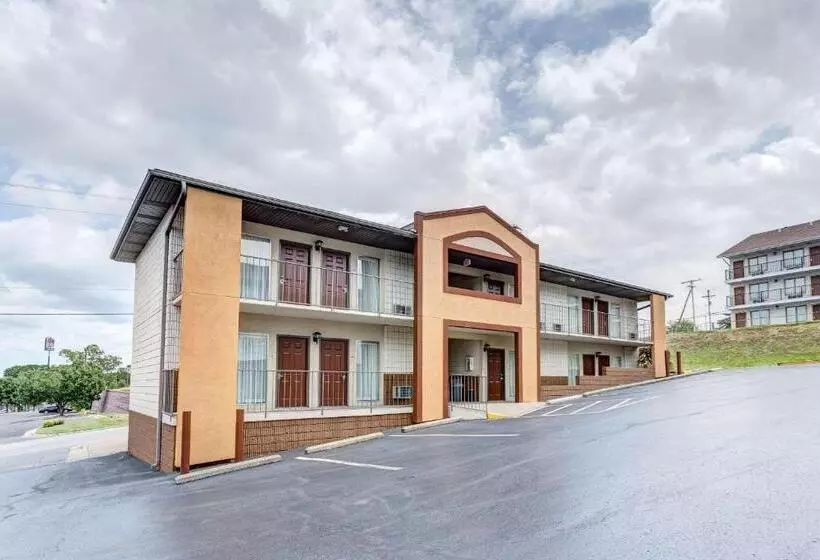 هتل Quality Inn West