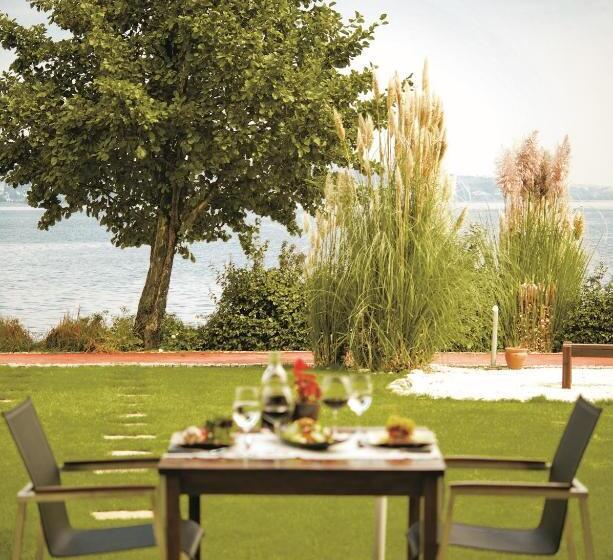 ホテル Richmond Nua Wellness Spa   Adult Only