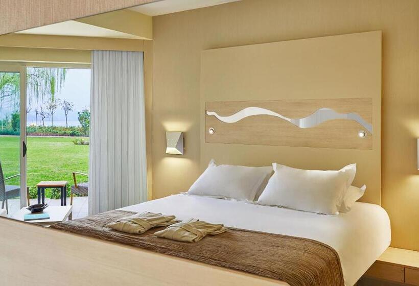 ホテル Richmond Nua Wellness Spa   Adult Only