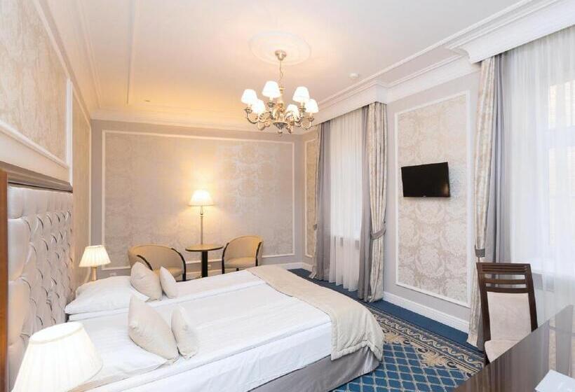 Gertrude Hotel Self Check In