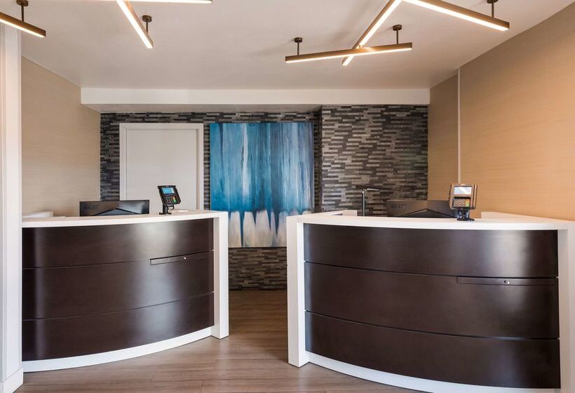 ホテル Comfort Inn