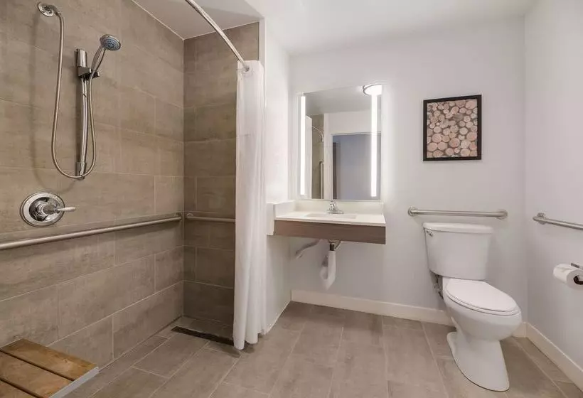 בית מלון כפרי Comfort Inn