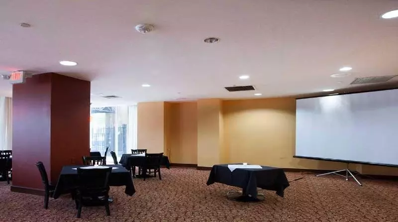 The Barrymore Hotel Tampa Riverwalk