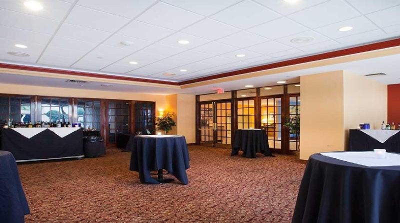 The Barrymore Hotel Tampa Riverwalk