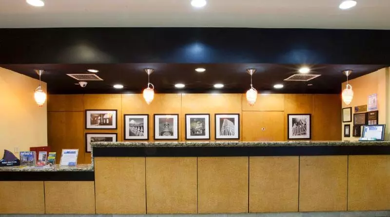 The Barrymore Hotel Tampa Riverwalk