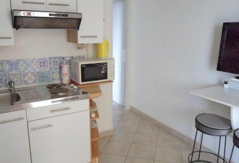 בית מלון כפרי Villa Elly