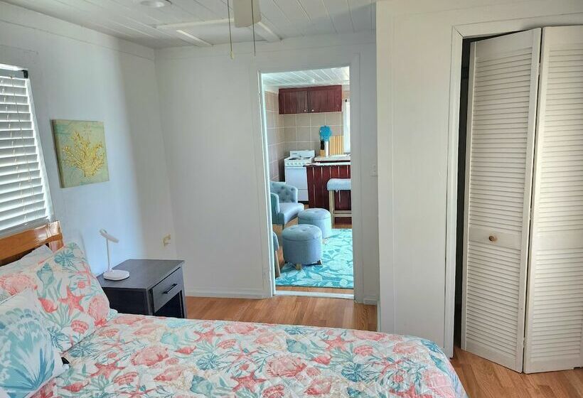 پانسیون Great Exuma Beachouse