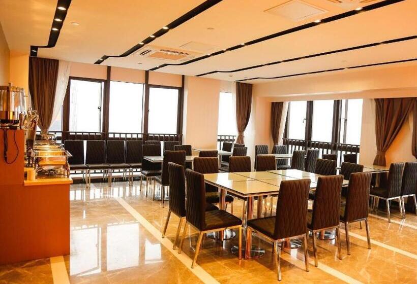 Iu Hotels·zhongshan Xiaolan Parkway Plaza