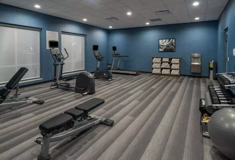 Hotelli Staybridge Suites   Louisville   Expo Center, An Ihg