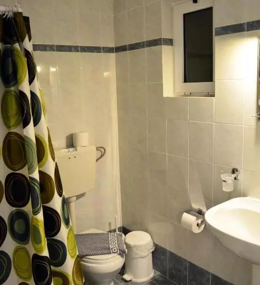 Отель Alexandros