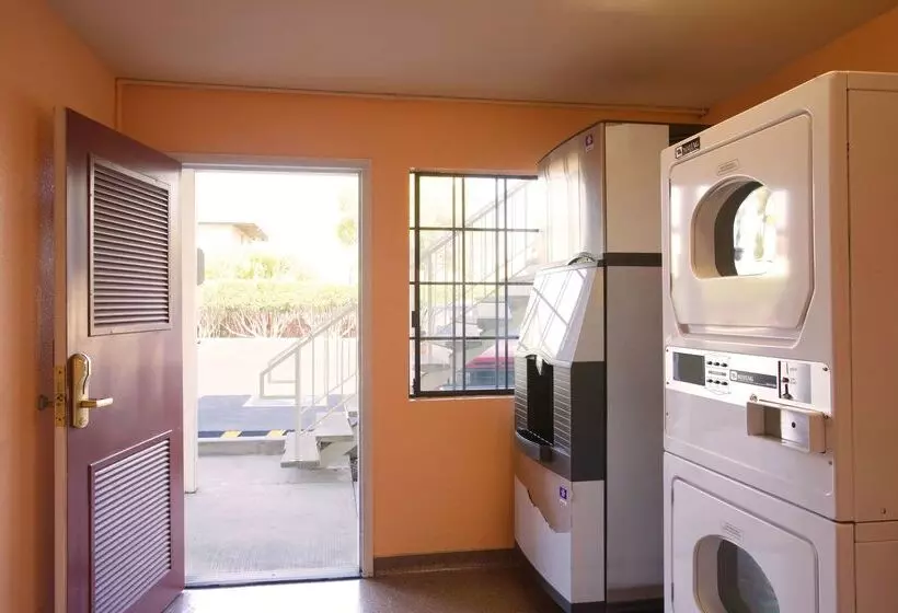 酒店 Americas Best Value Inn   Milpitas