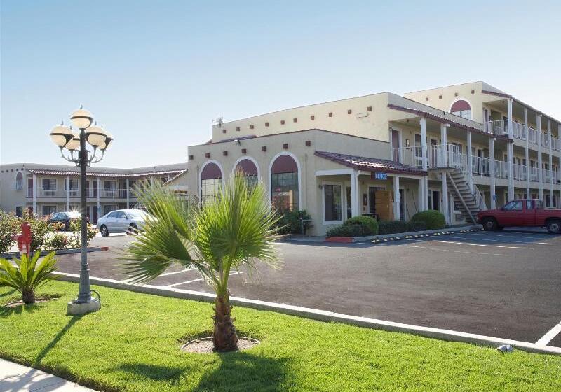 فندق Americas Best Value Inn   Milpitas