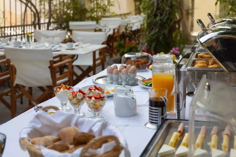 هتل Aria Lito Mansion