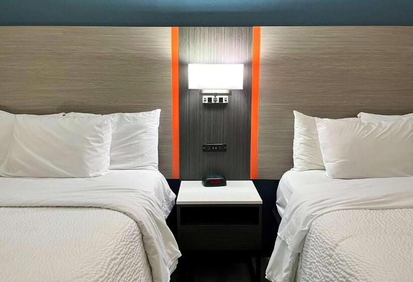 בית מלון כפרי Baymont By Wyndham Indianapolis East