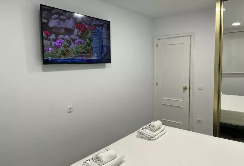 Hotel H Pelayo Auto Check In Rooms