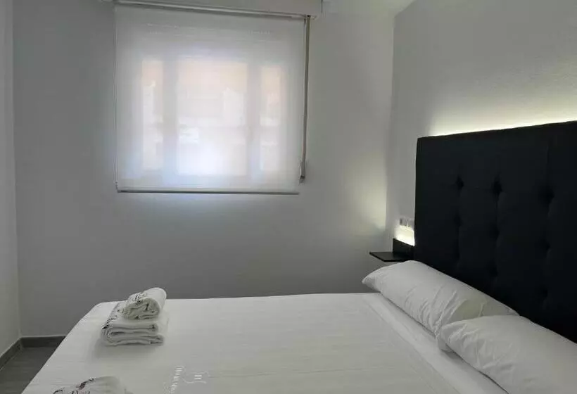 Hotel H Pelayo Auto Check In Rooms