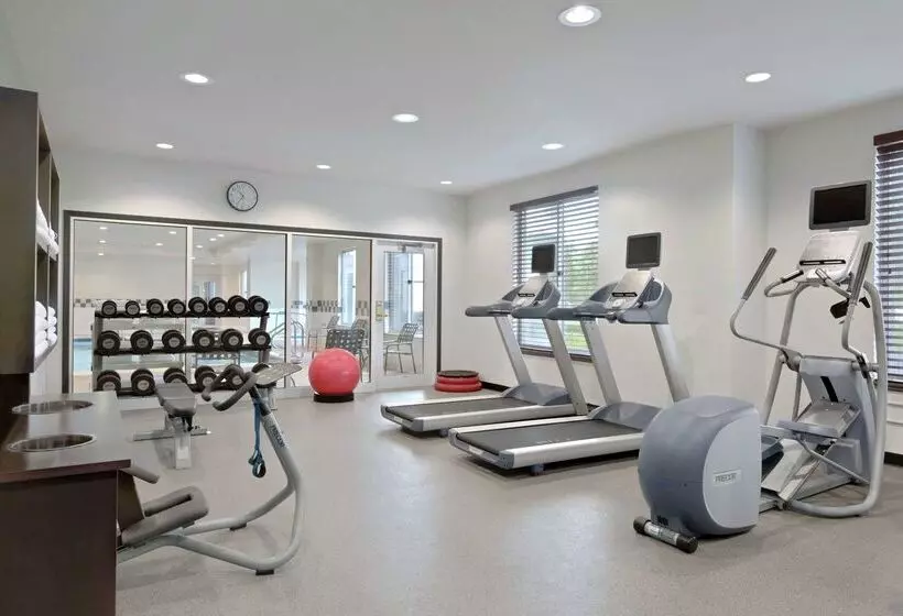 هتل Hilton Garden Inn Springfield, Ma