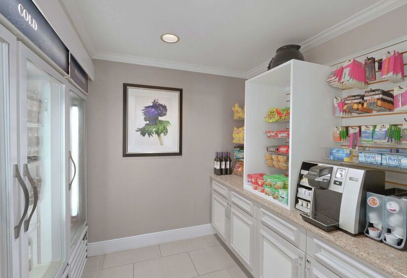 فندق Hilton Garden Inn Springfield, Ma