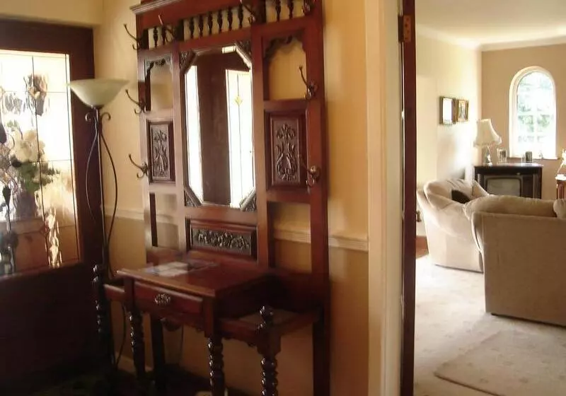 فندق Innisfree B&b