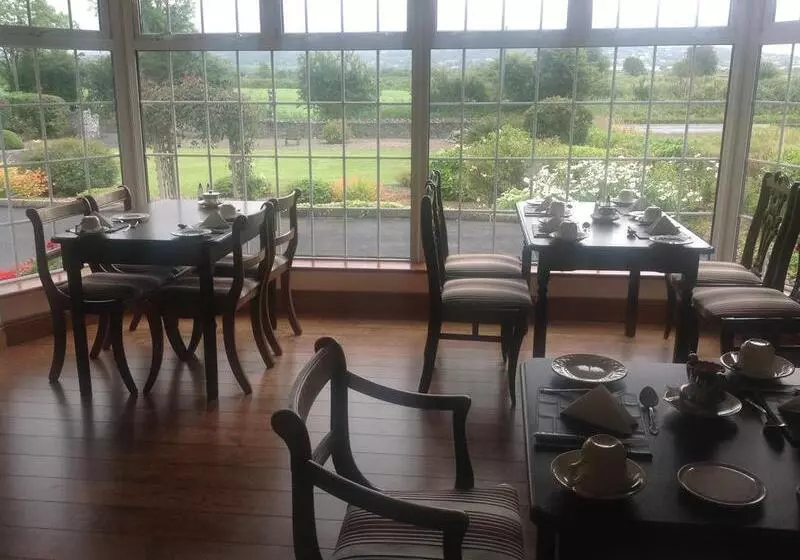 فندق Innisfree B&b